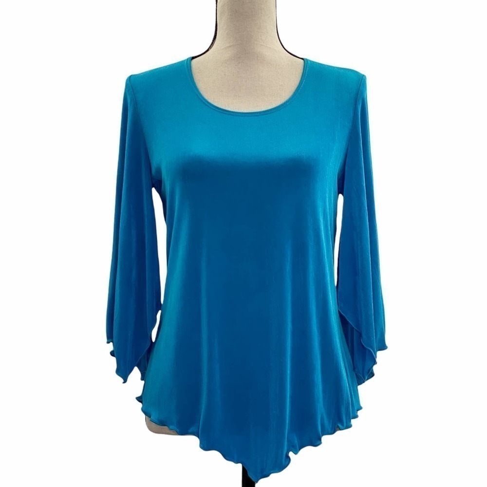 CITIKNITS Blue 3/4 Sleeve Asymmetrical Scalloped Hem Blouse